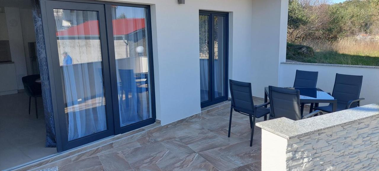 Holiday Apartments Cecilija 수페타르스카 드라가 외부 사진