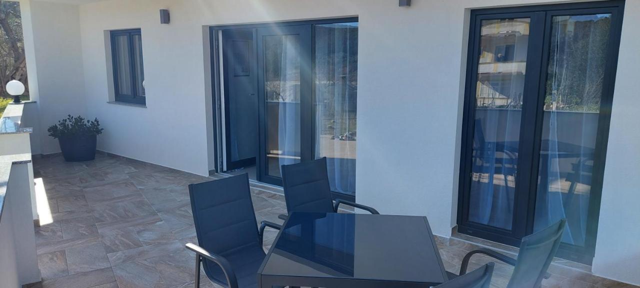 Holiday Apartments Cecilija 수페타르스카 드라가 외부 사진