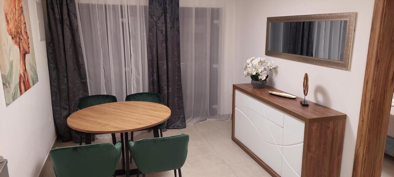 Holiday Apartments Cecilija 수페타르스카 드라가 외부 사진