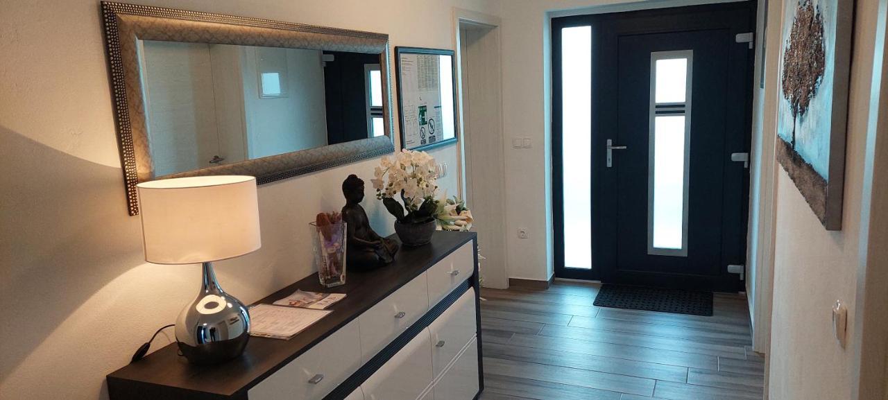 Holiday Apartments Cecilija 수페타르스카 드라가 외부 사진