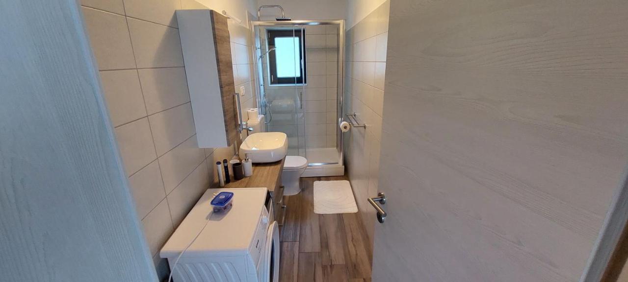 Holiday Apartments Cecilija 수페타르스카 드라가 외부 사진