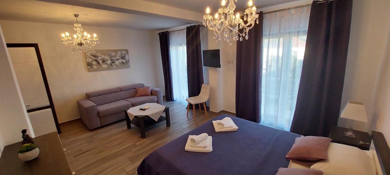 Holiday Apartments Cecilija 수페타르스카 드라가 외부 사진